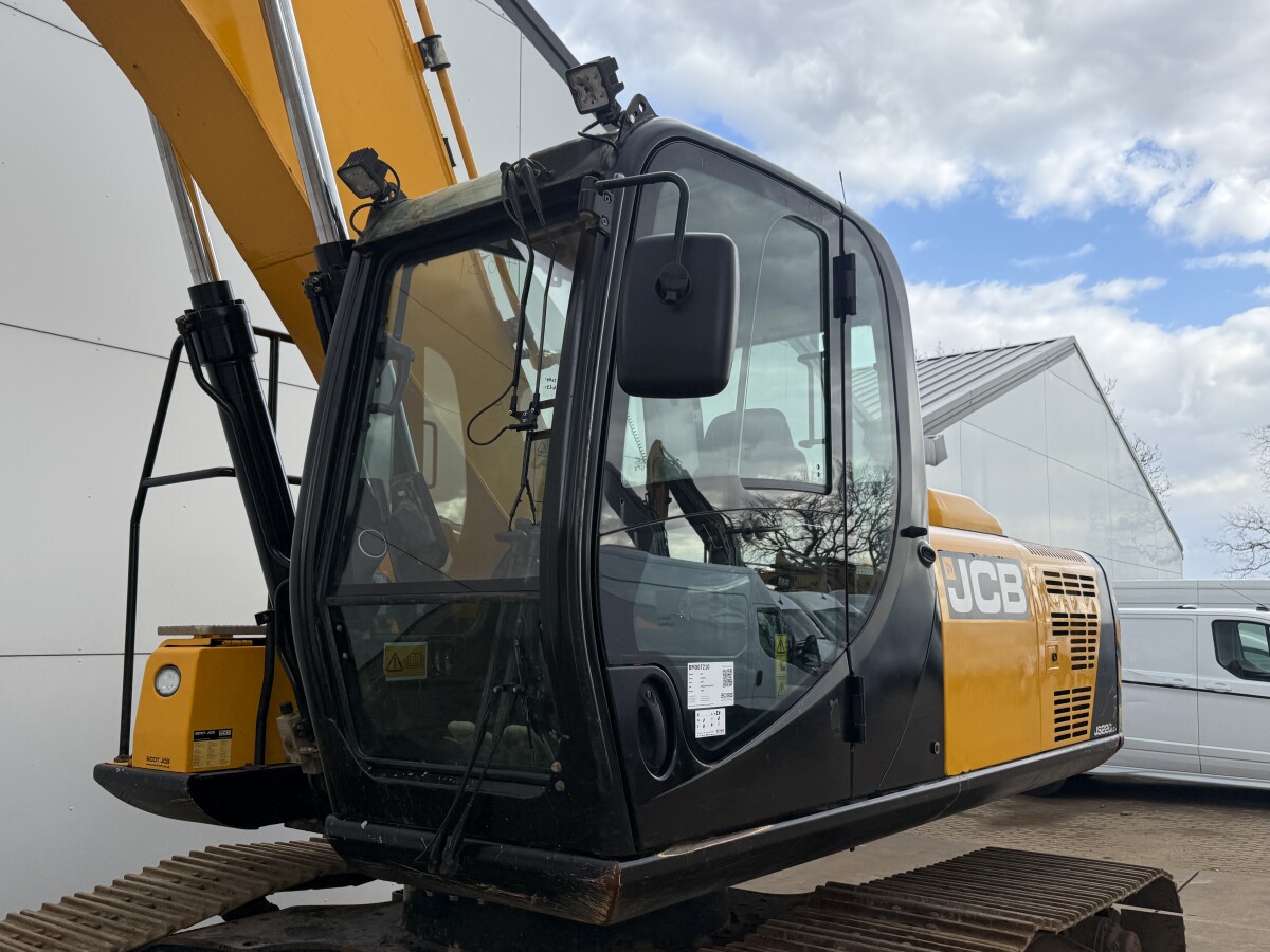 JCB JS220LC Lignes de marteau / Attache rapide / Caméra – Image 15