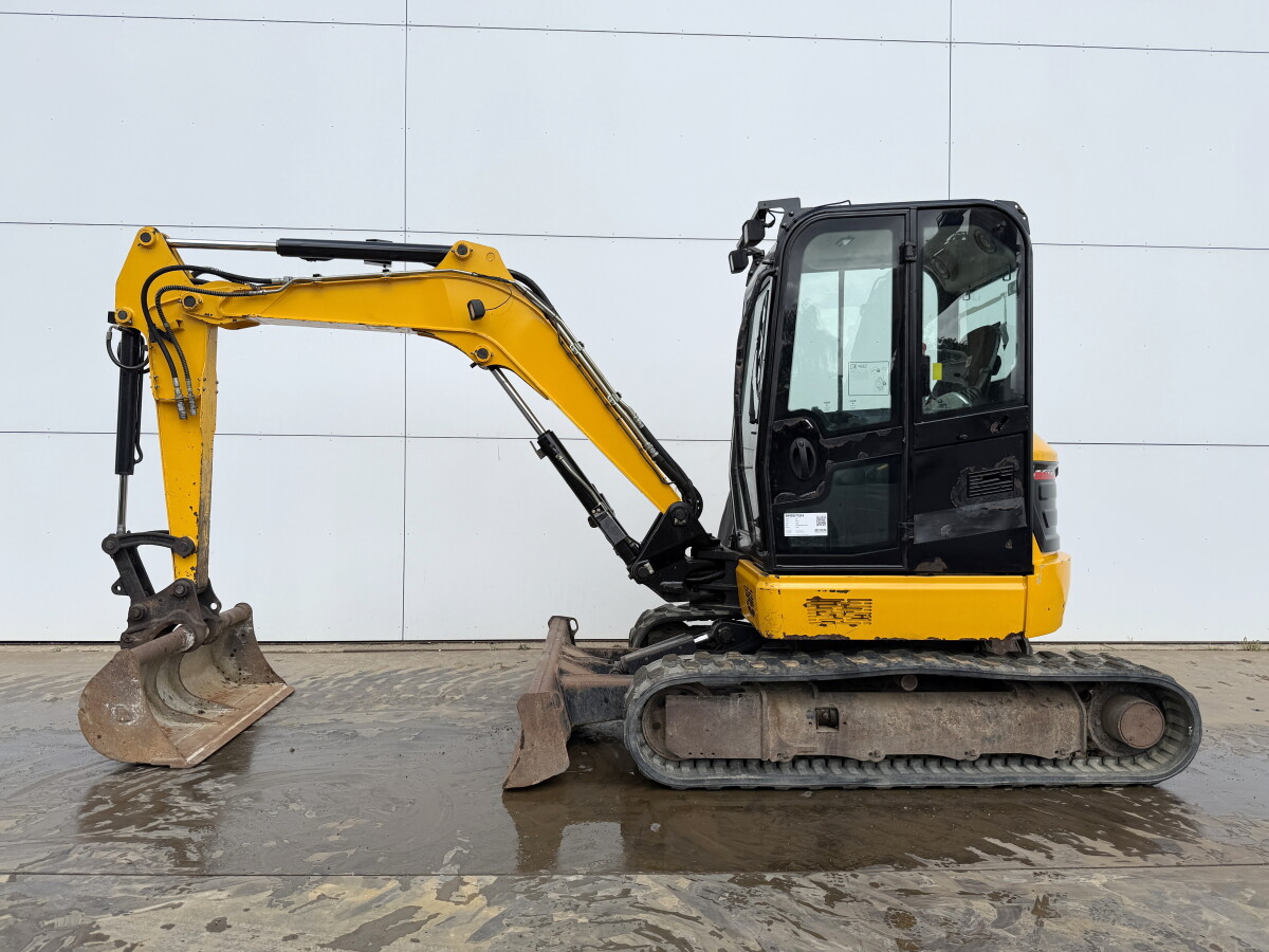 JCB 48Z-1 Hammer Lines / Quick Coupler – Image 2