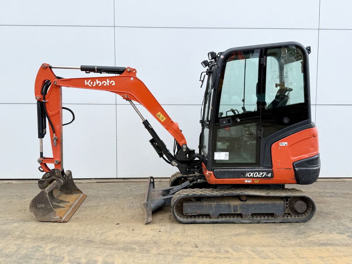 Kubota KX027-4 Lignes de marteau / Attache rapide – Image 28