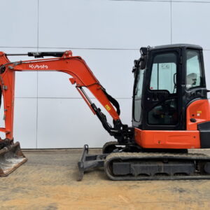Kubota KX037-4