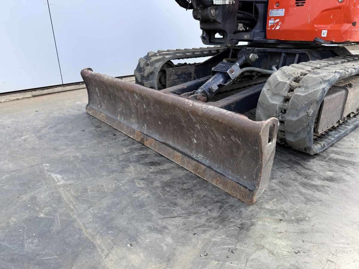 Kubota KX037-4 – Image 9