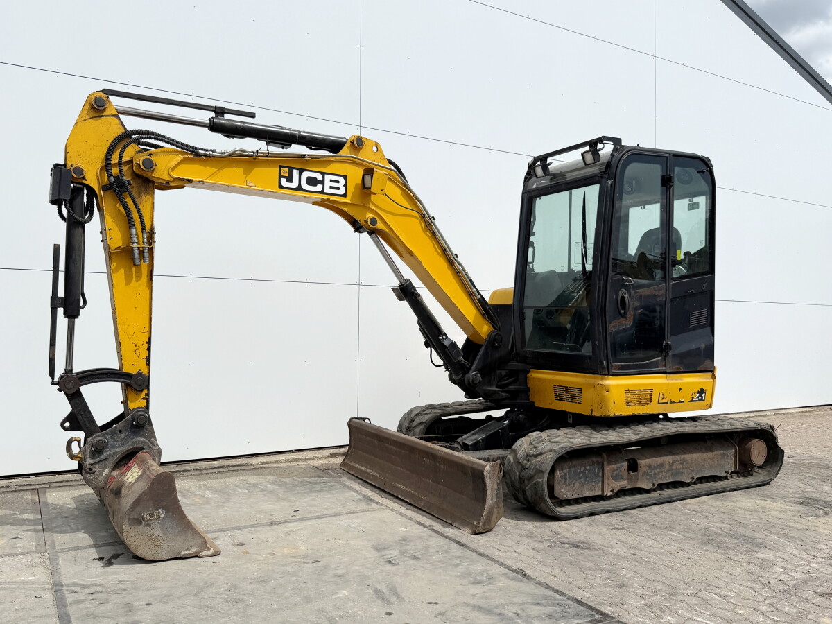 JCB 48Z-1 Hammer Lines / Quick Coupler – Image 3
