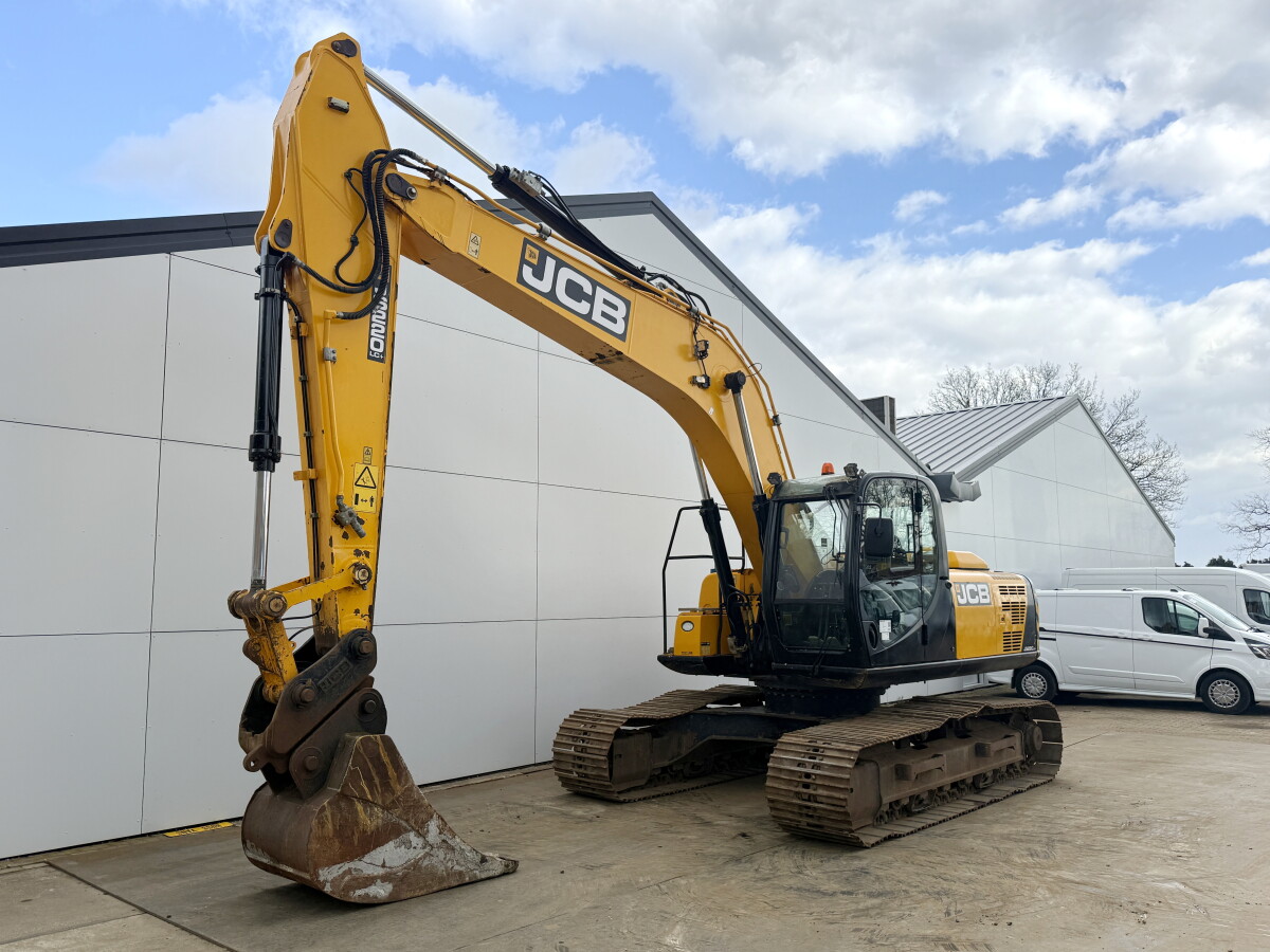JCB JS220LC Lignes de marteau / Attache rapide / Caméra – Image 2