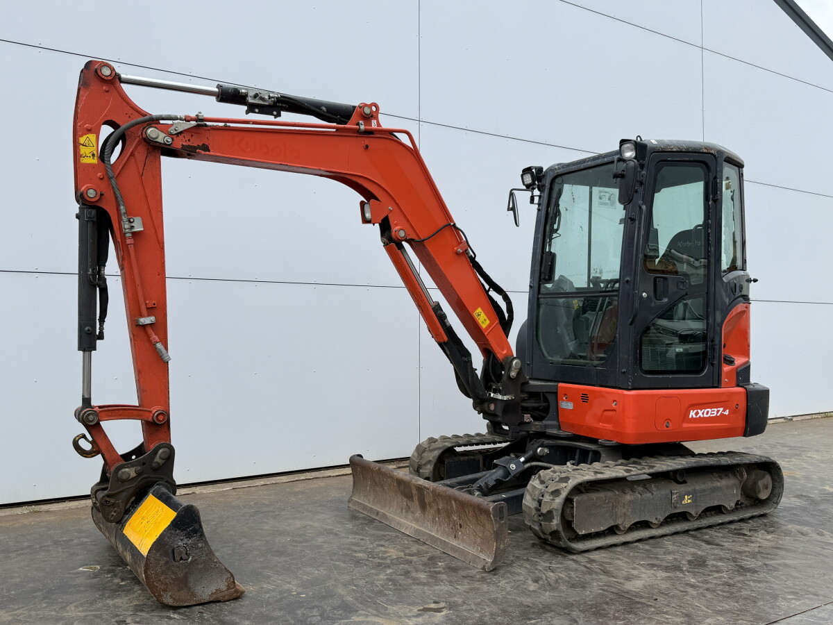 Kubota KX037-4 – Image 16