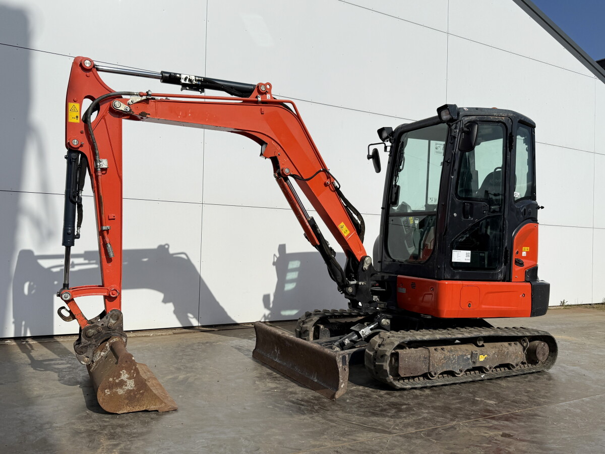 Kubota KX037-4 – Image 25