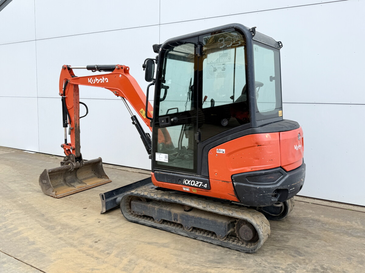 Kubota KX027-4 Lignes de marteau / Attache rapide – Image 26