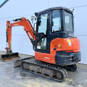 Kubota KX037-4