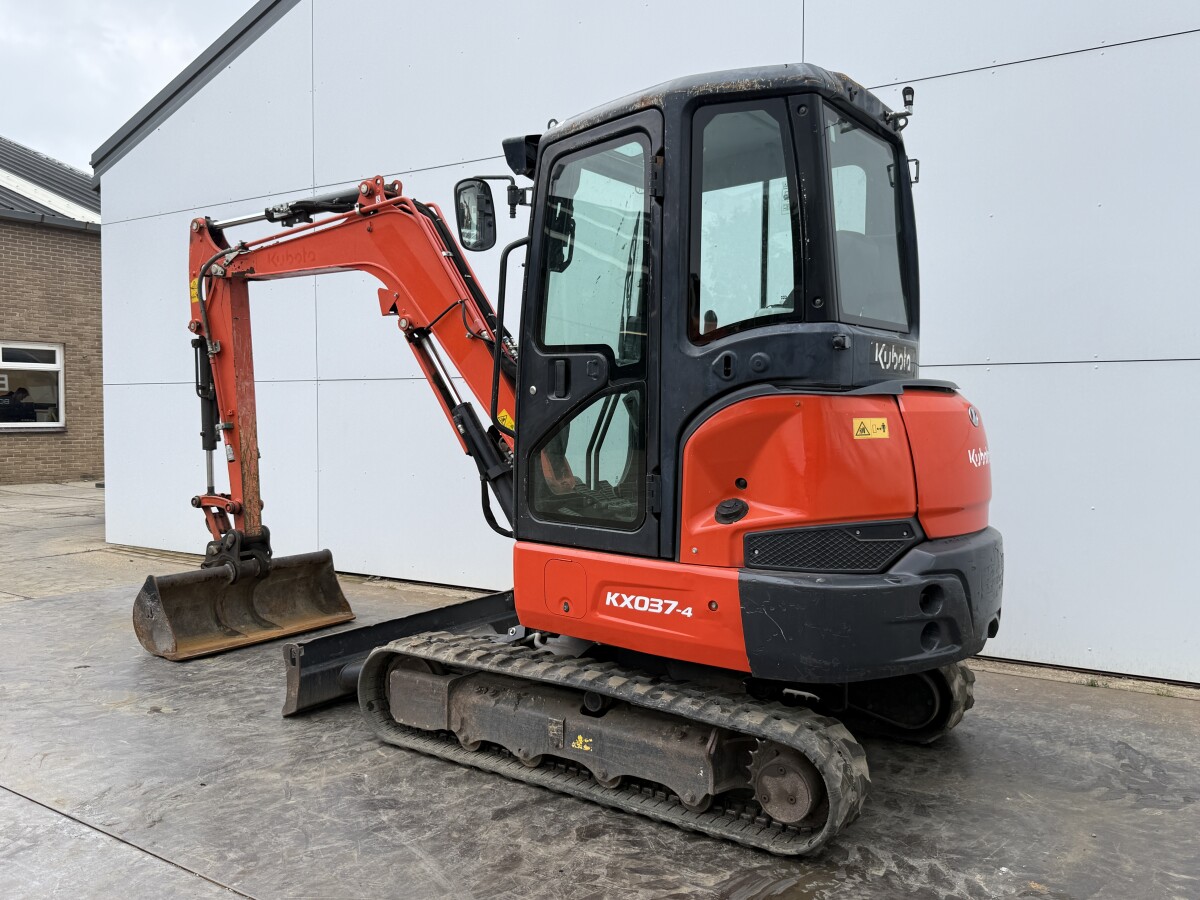 Kubota KX037-4 – Image 14