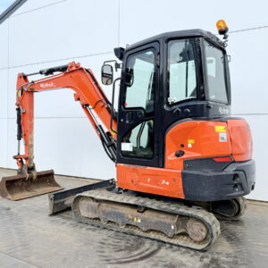 Kubota KX037-4