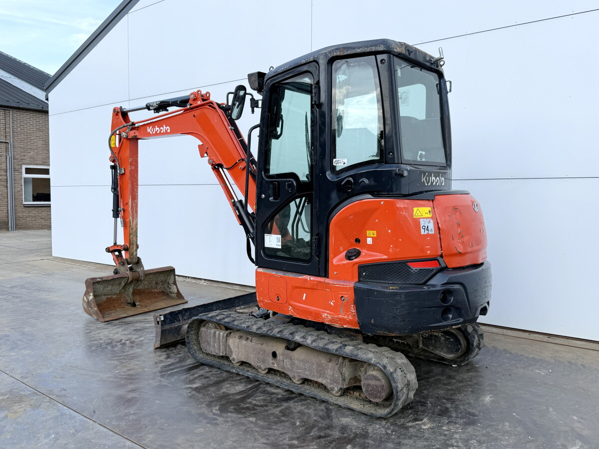 Kubota KX037-4 – Image 27