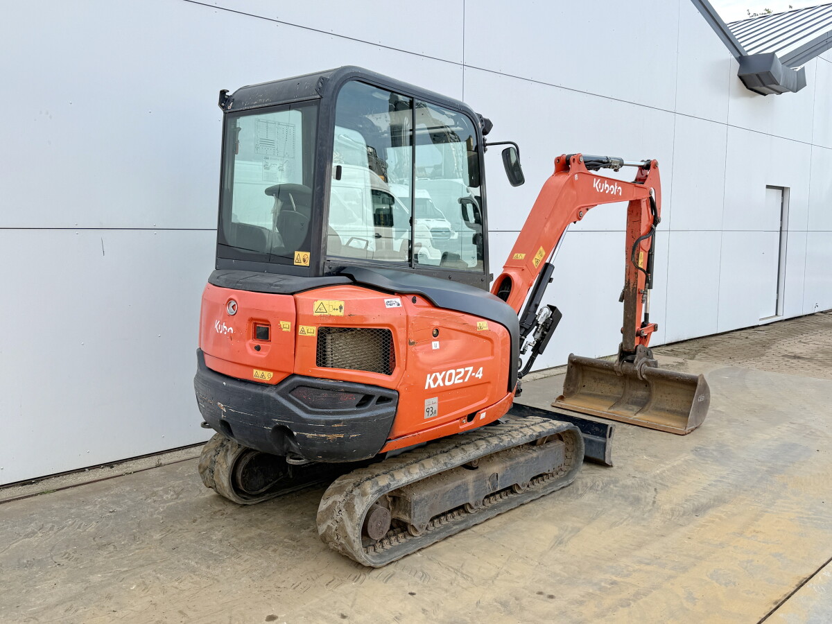 Kubota KX027-4 Lignes de marteau / Attache rapide – Image 24
