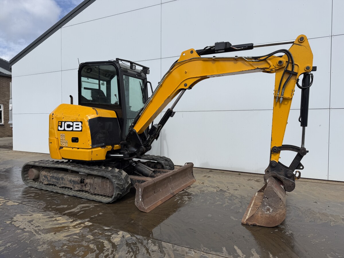 JCB 48Z-1 Hammer Lines / Quick Coupler – Image 8