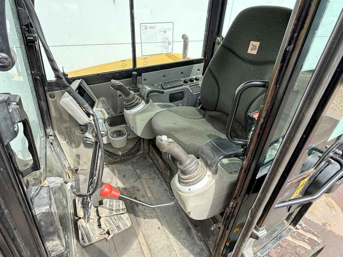 JCB 48Z-1 Hammer Lines / Quick Coupler – Image 9