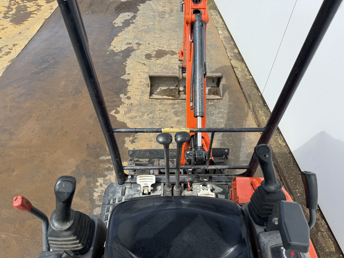 Kubota U17-3 Hydr. Lignes de train de roulement/marteau – Image 17