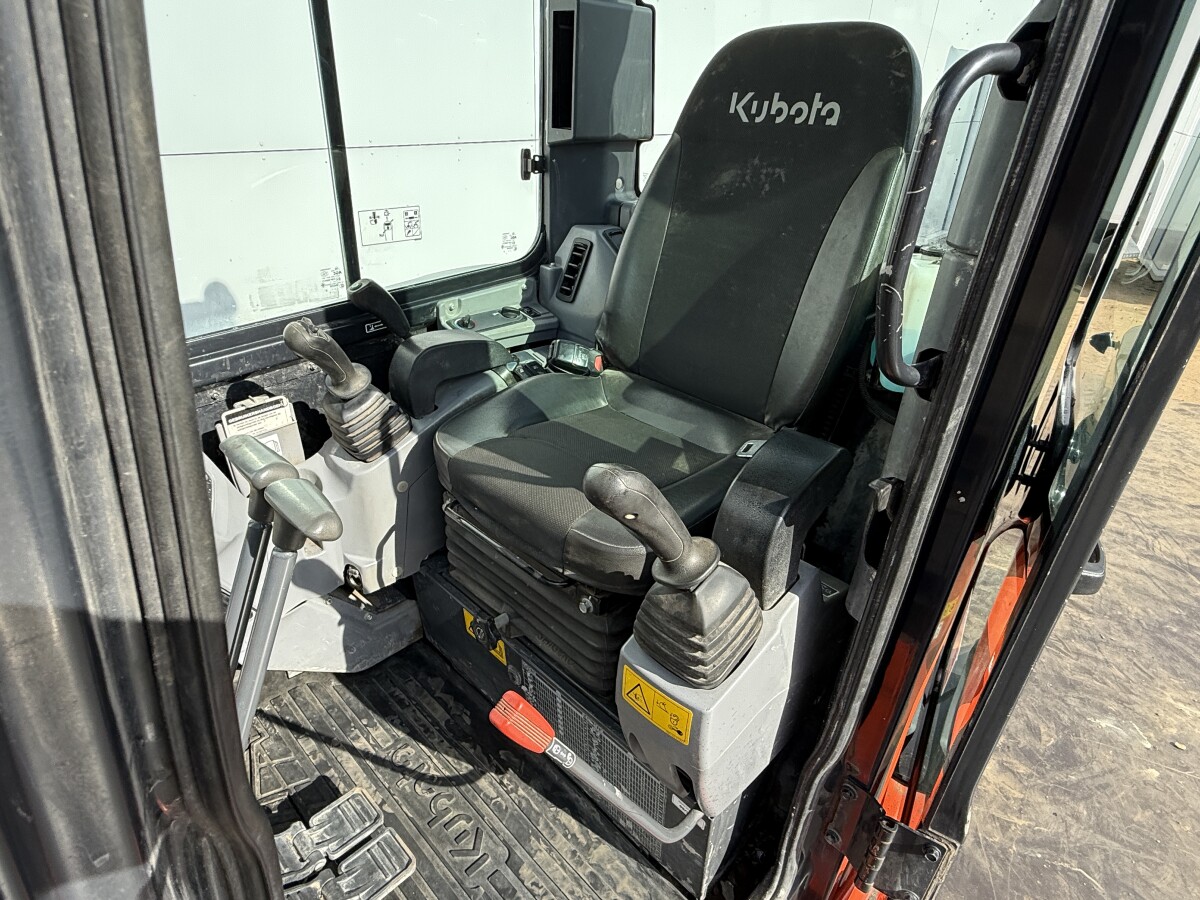 Kubota KX037-4 – Image 19