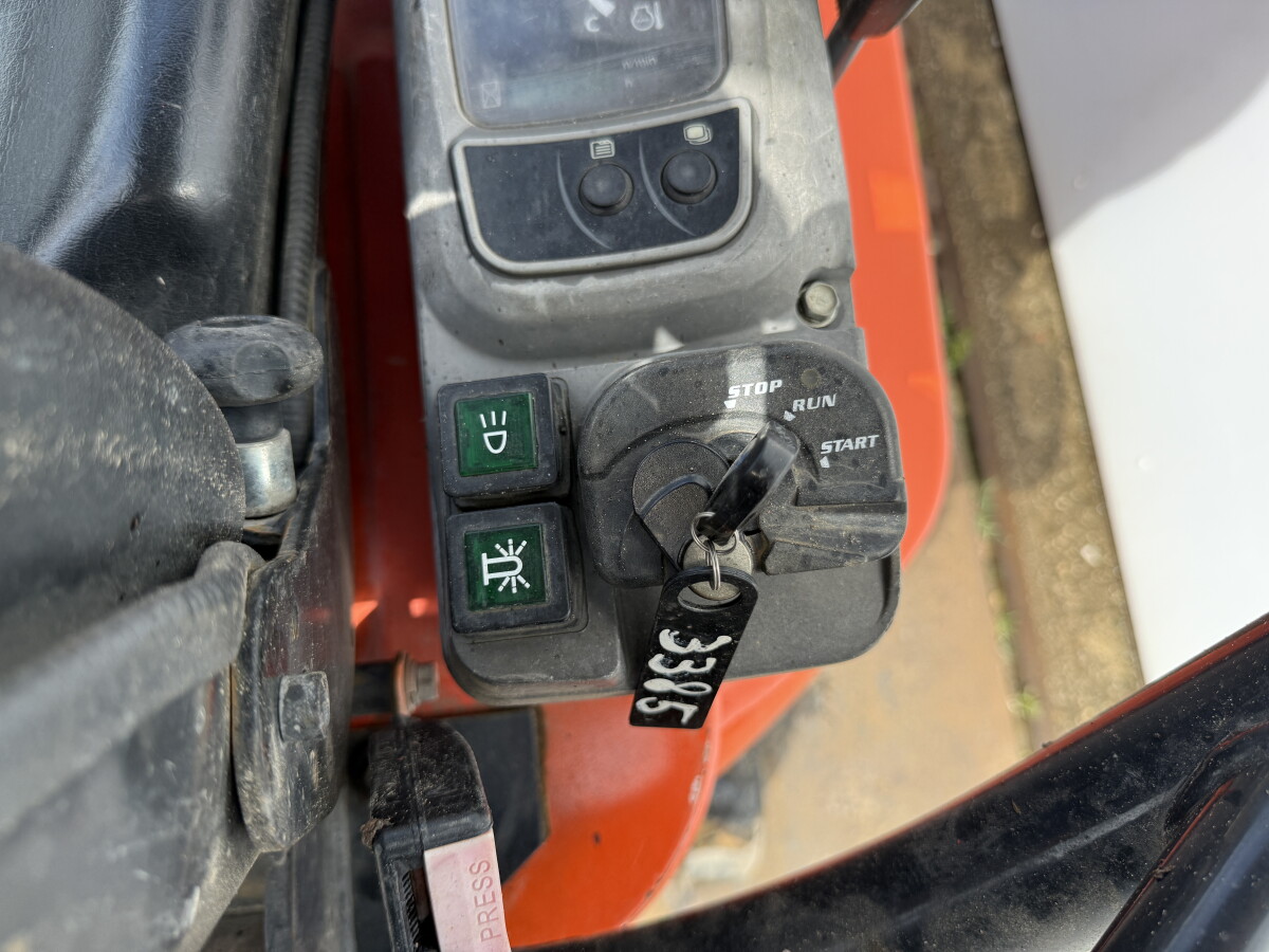 Kubota U17-3 Hydr. Lignes de train de roulement/marteau – Image 14