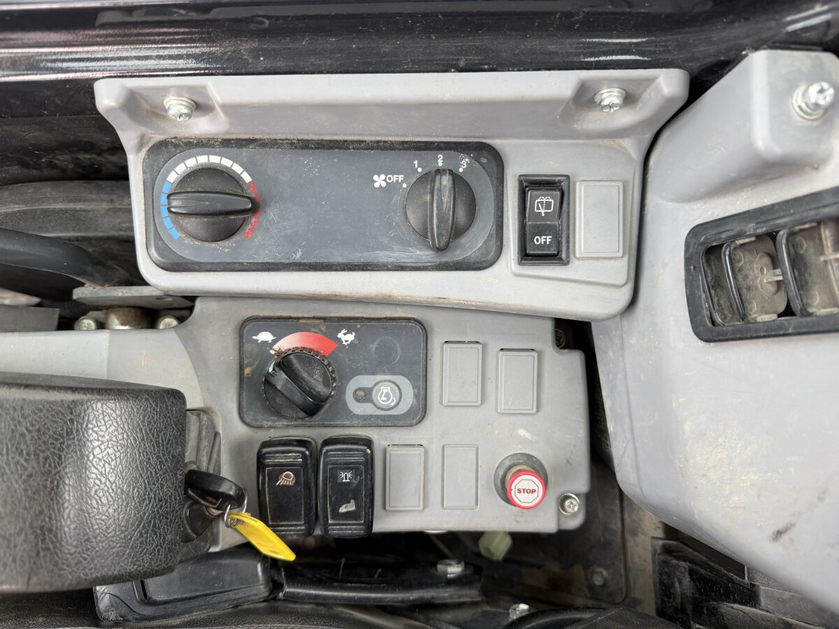 Kubota KX037-4 – Image 16
