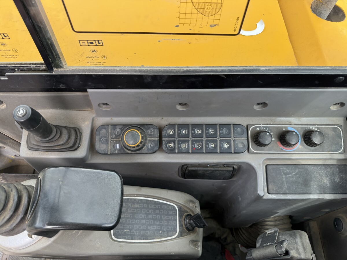 JCB 48Z-1 Hammer Lines / Quick Coupler – Image 12