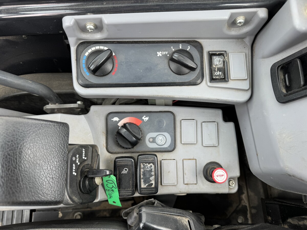 Kubota KX037-4 – Image 17