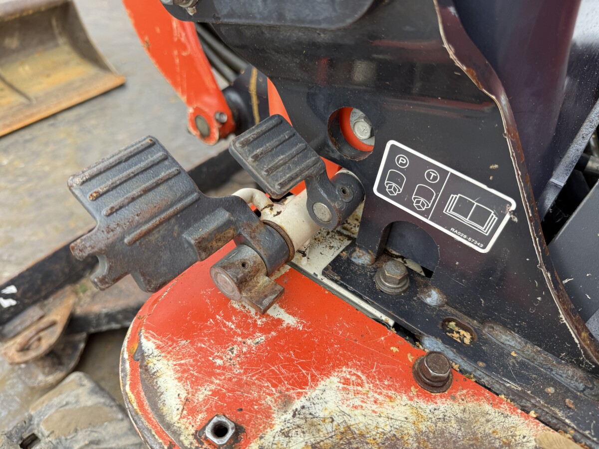 Kubota U10-3 Train de roulement hydraulique / Lignes de marteau – Image 17