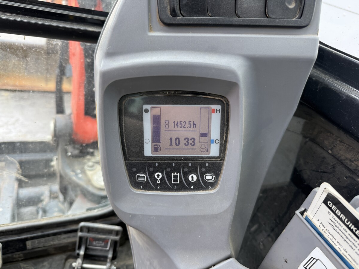 Kubota KX037-4 – Image 5