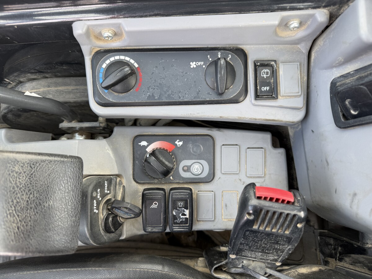 Kubota KX037-4 – Image 16