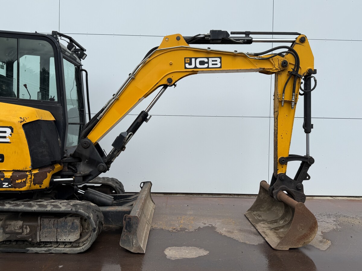 JCB 48Z-1 Hammer Lines / Quick Coupler – Image 14
