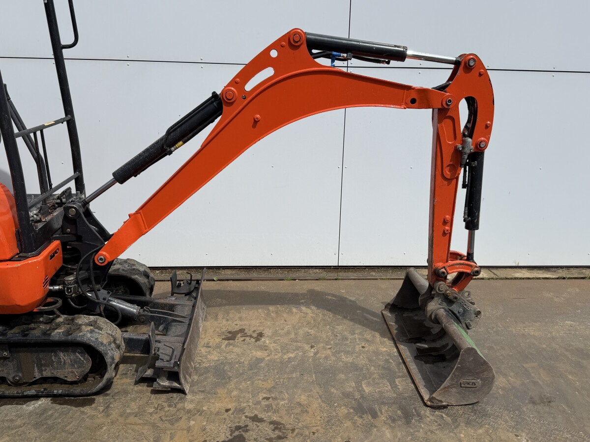 Kubota U17-3 Hydr. Lignes de train de roulement/marteau – Image 12