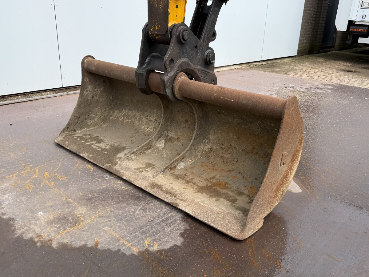 JCB 48Z-1 Hammer Lines / Quick Coupler – Image 15