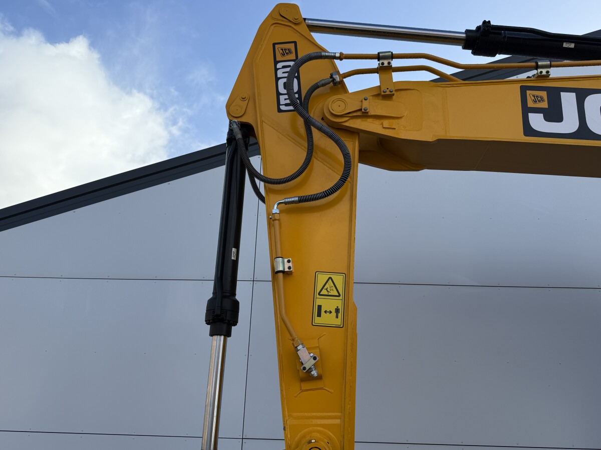 JCB 205 *Modèle 2026* Lignes neuves / inutilisées / Hammer – Image 16