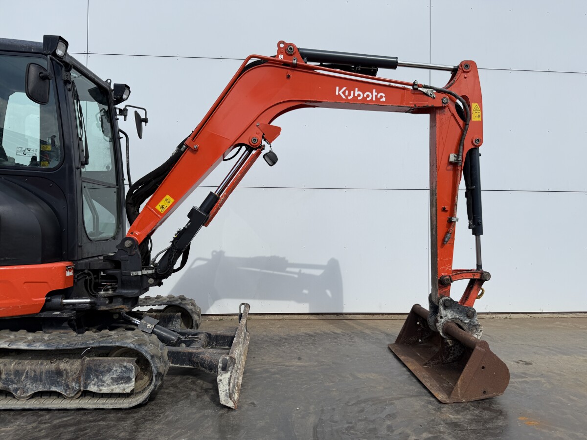 Kubota KX037-4 – Image 14