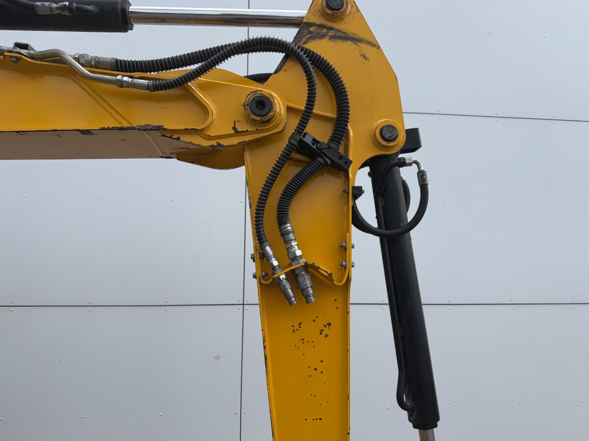 JCB 48Z-1 – Image 17