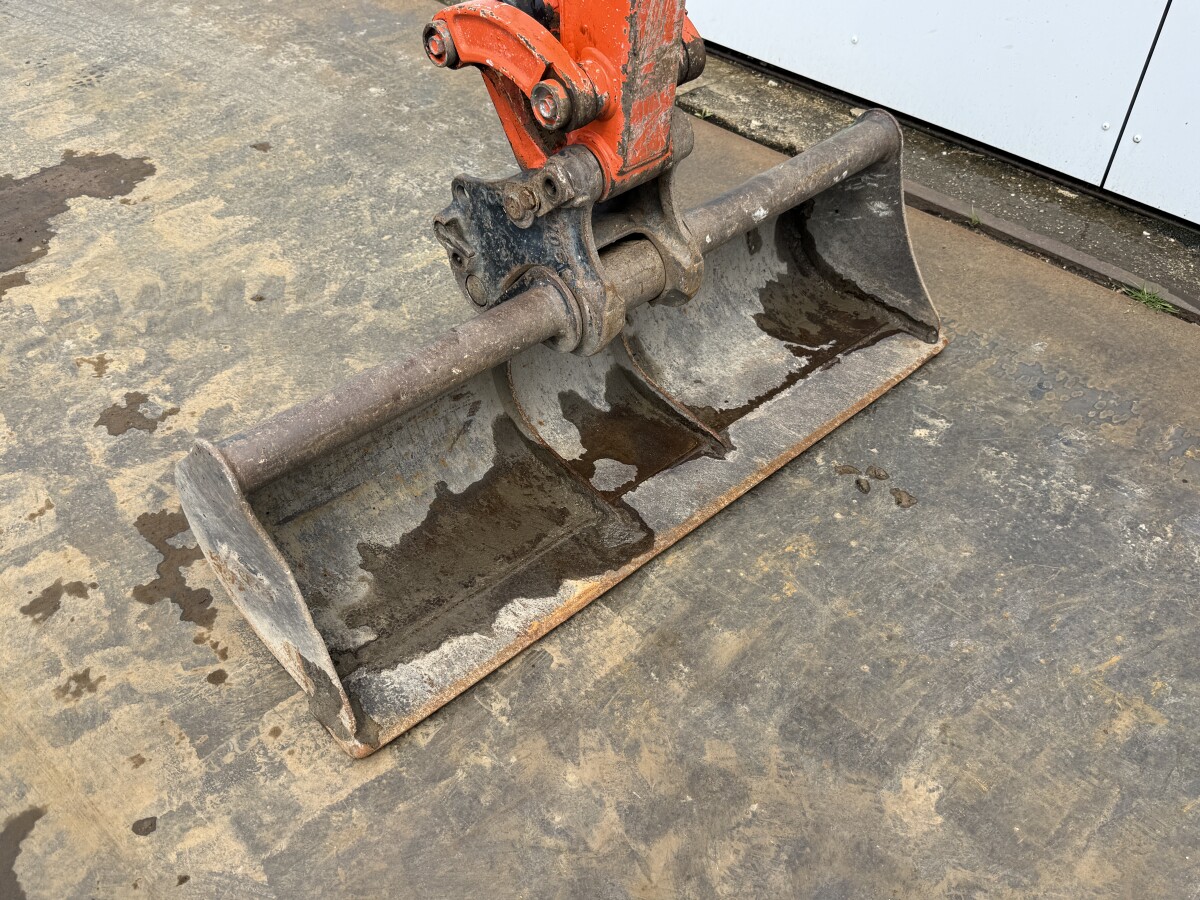 Kubota U17-3 Hydr. Lignes de train de roulement/marteau – Image 9