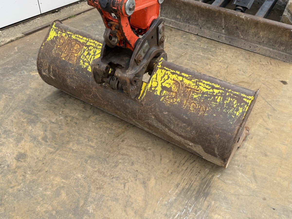 Kubota KX027-4 Lignes de marteau / Attache rapide – Image 11