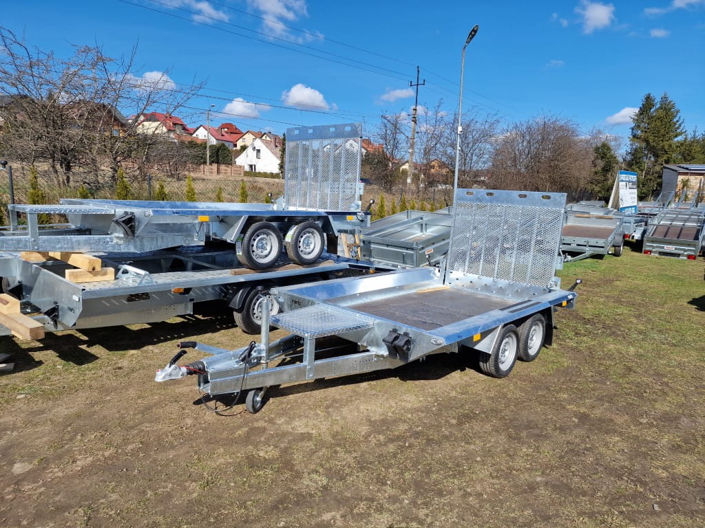 Mini-pelle Martz Bau 3 2700 kg 300 x 150 cm – Image 8