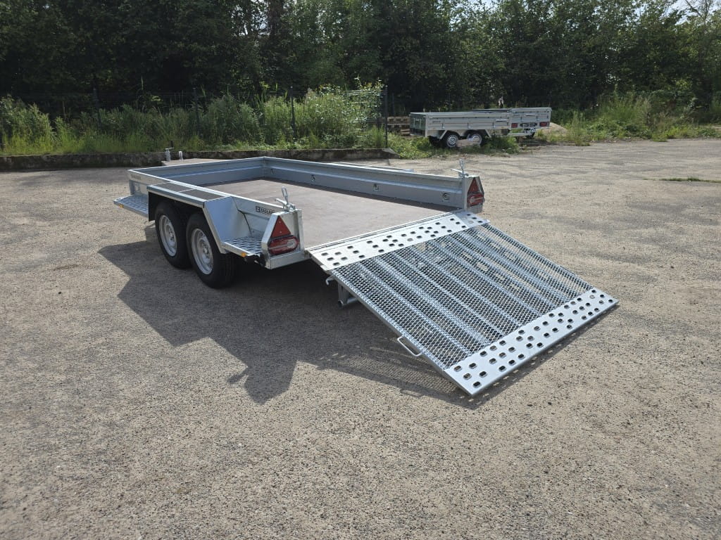 Remorque ZASŁAW MK350TH pour le transport d'une mini-pelle d'un PTAC de 3,5 tonnes – Image 5