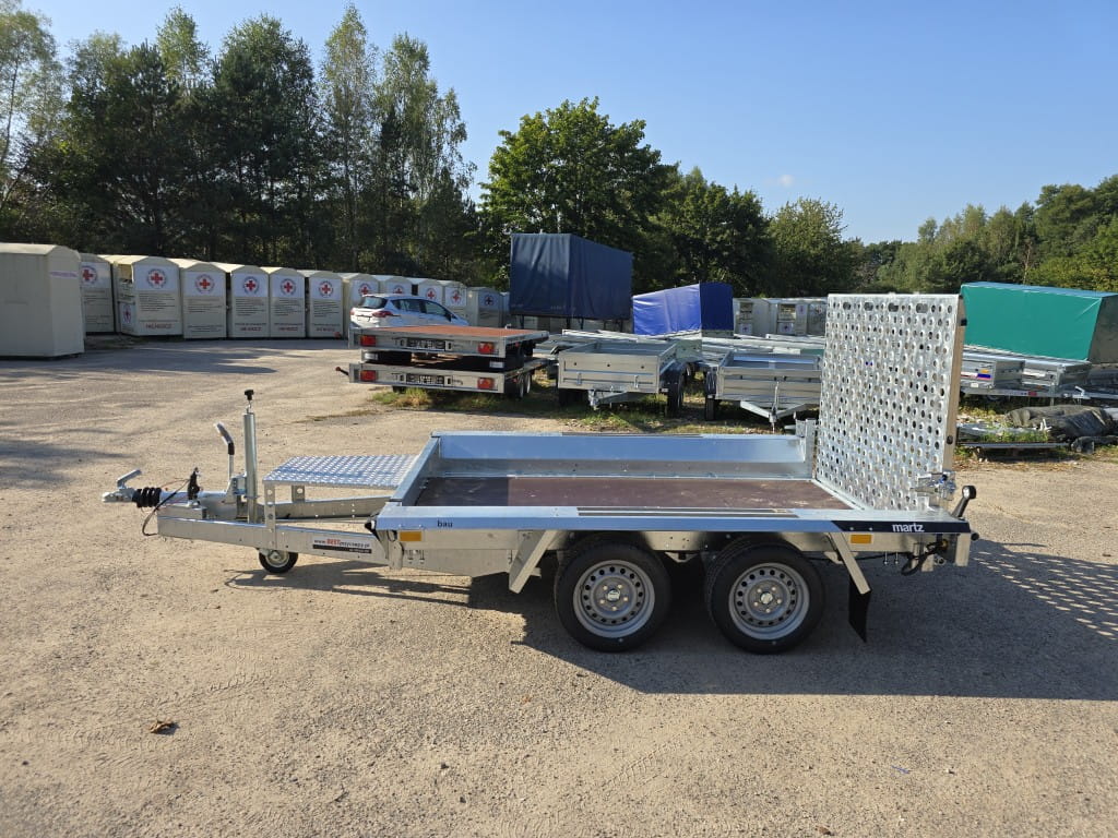 Mini-pelle Martz Bau 3 2700 kg 260 x 150 cm – Image 9