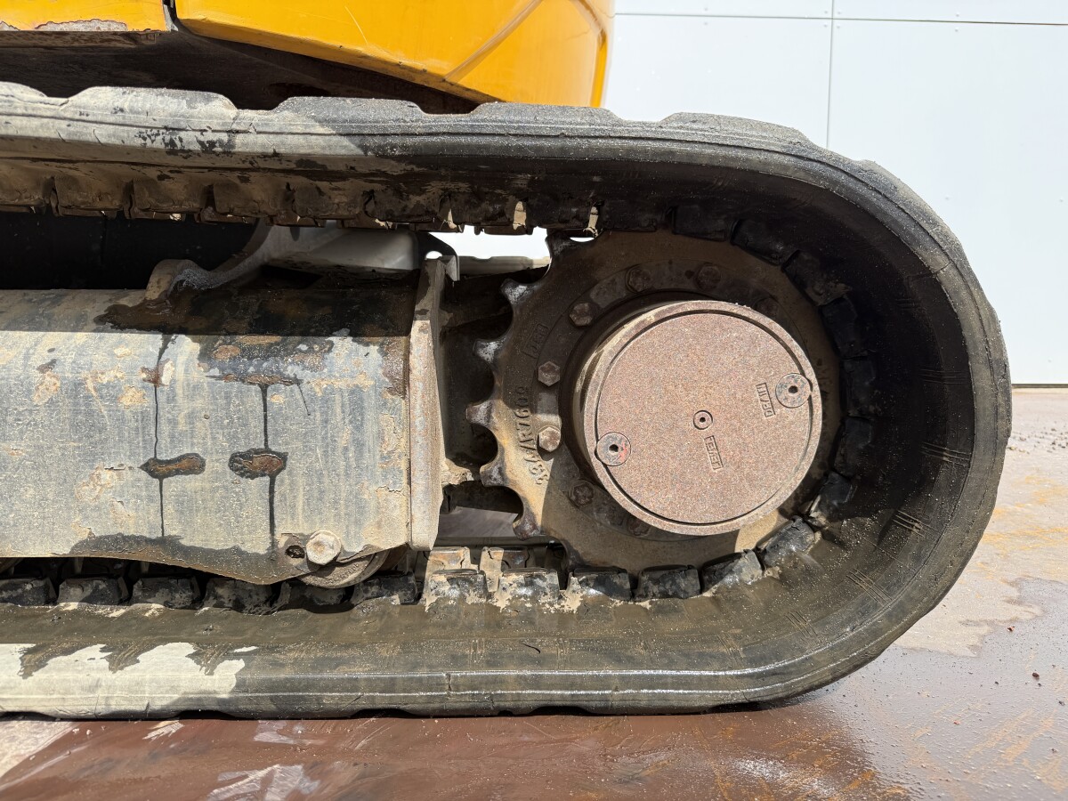 JCB 48Z-1 Hammer Lines / Quick Coupler – Image 21