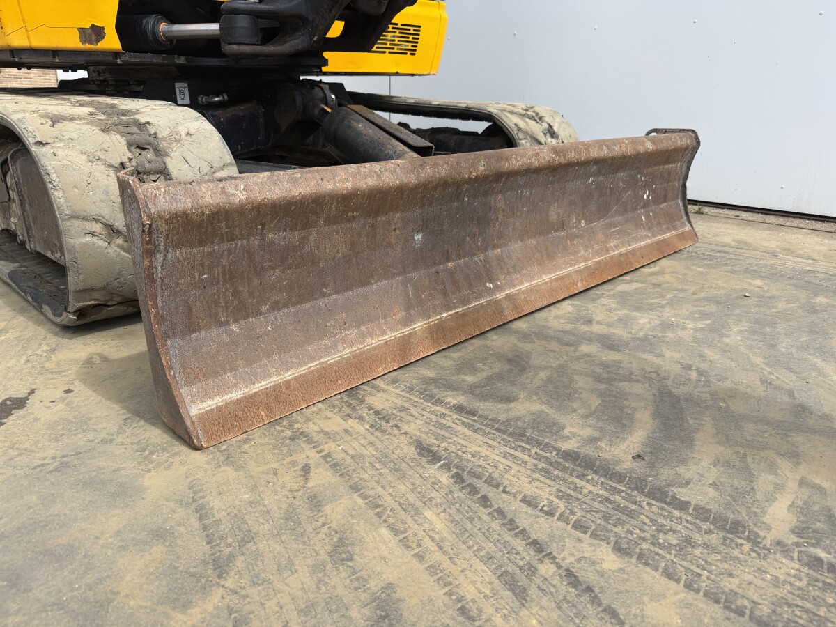 JCB 48Z-1 – Image 23