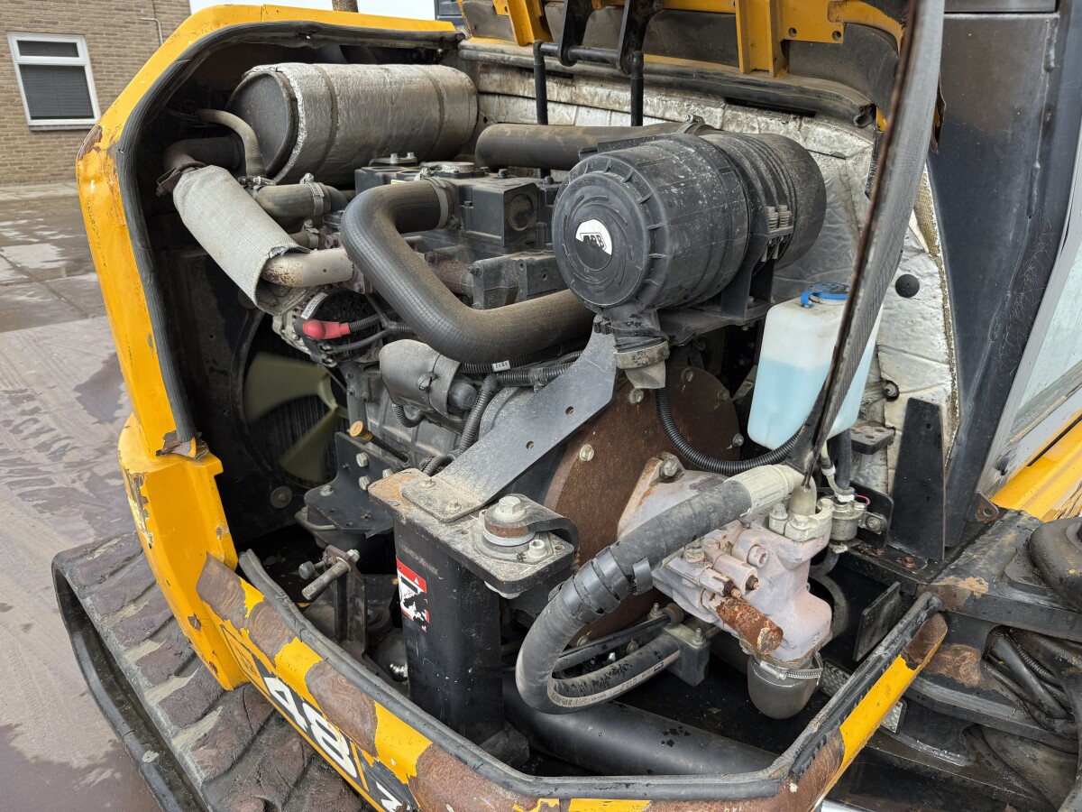 JCB 48Z-1 Hammer Lines / Quick Coupler – Image 26