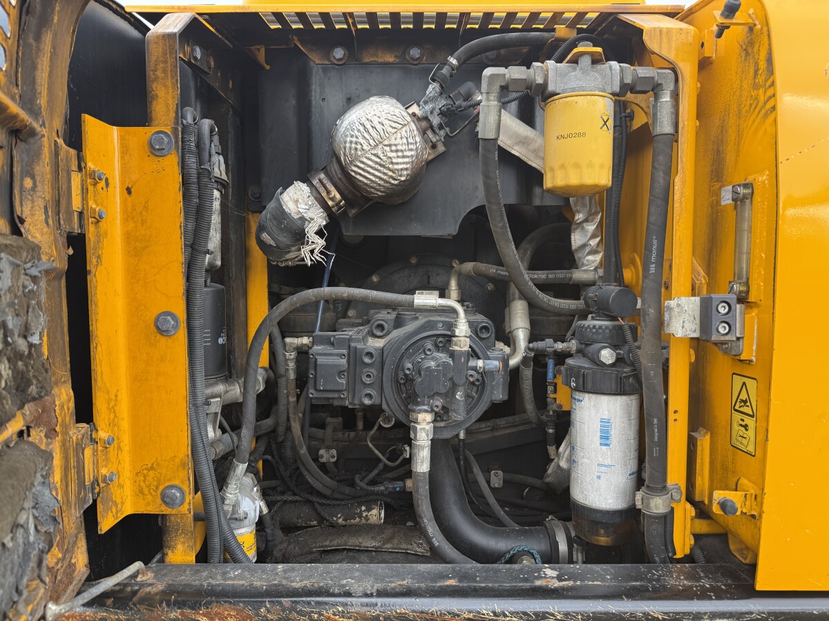 JCB JS220LC Lignes de marteau / Attache rapide / Caméra – Image 27