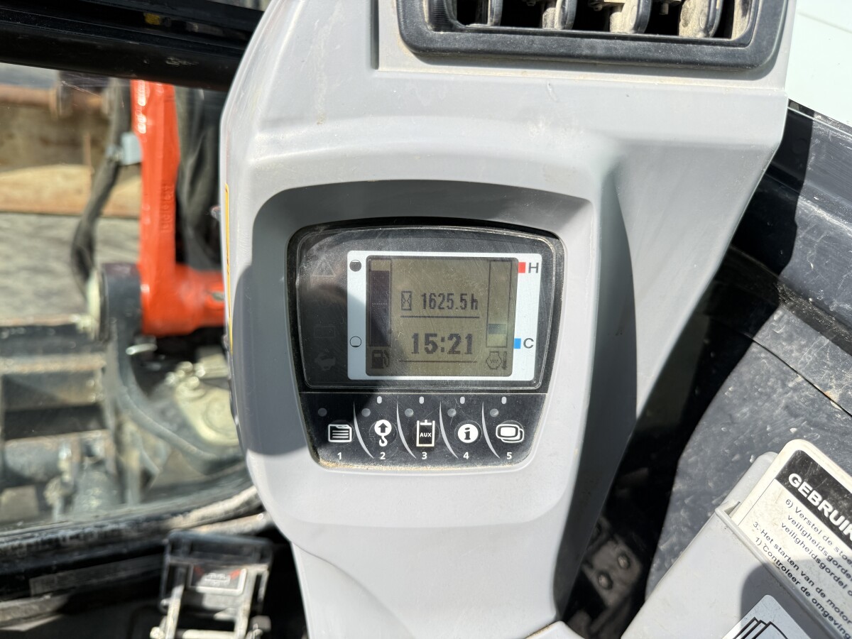 Kubota KX037-4 – Image 2