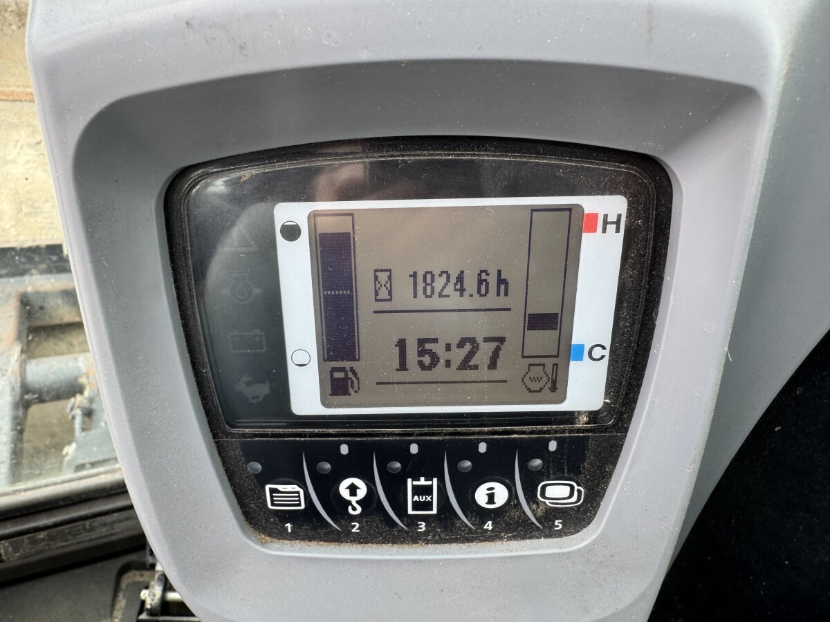 Kubota KX037-4 – Image 2