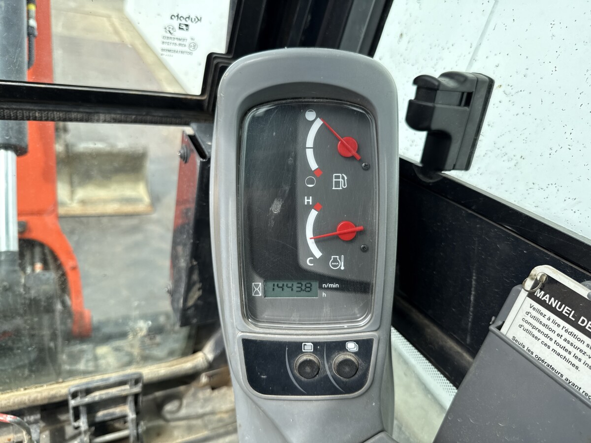 Kubota KX016-4 – Image 2