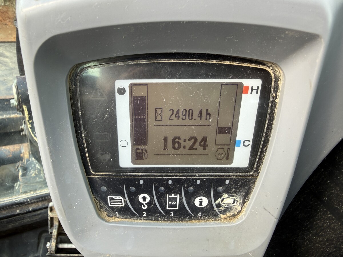 Kubota KX037-4 – Image 2
