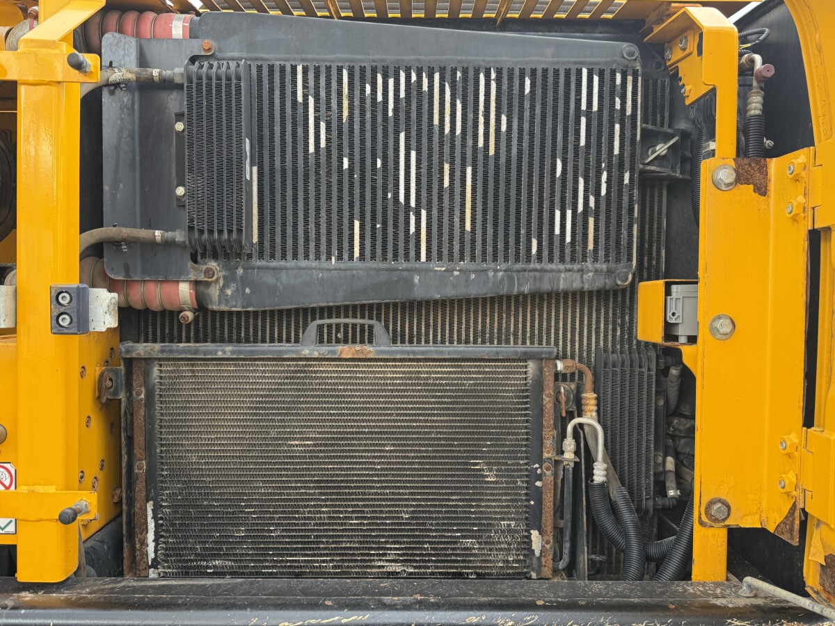 JCB JS220LC Lignes de marteau / Attache rapide / Caméra – Image 30