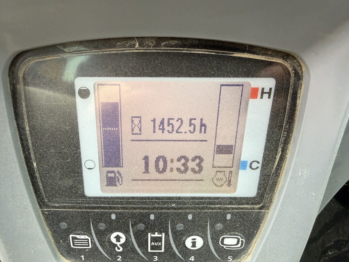Kubota KX037-4 – Image 18