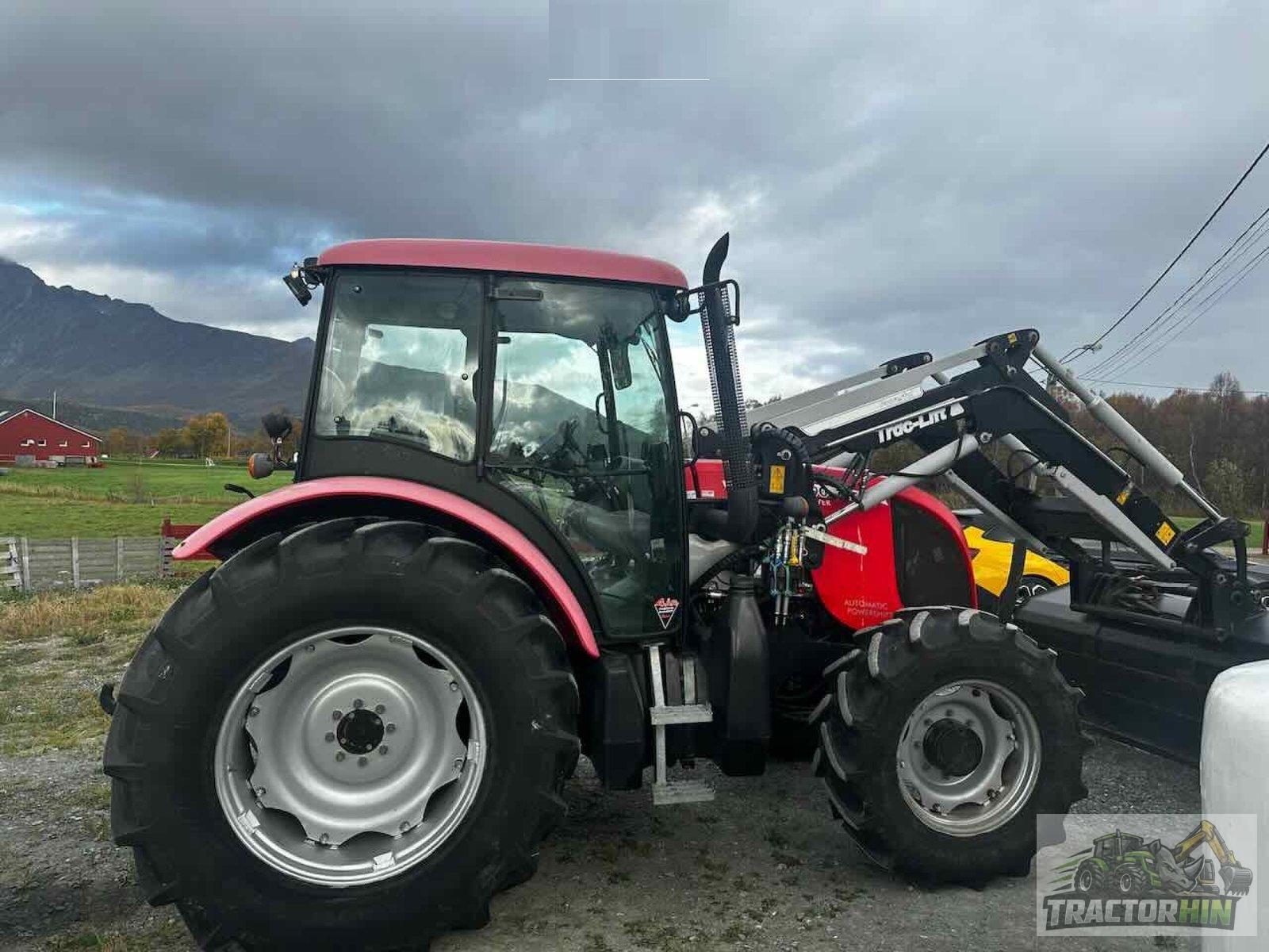 Tracteur agricole ZETOR Proxima Power 90 et chargeur frontal – Image 5