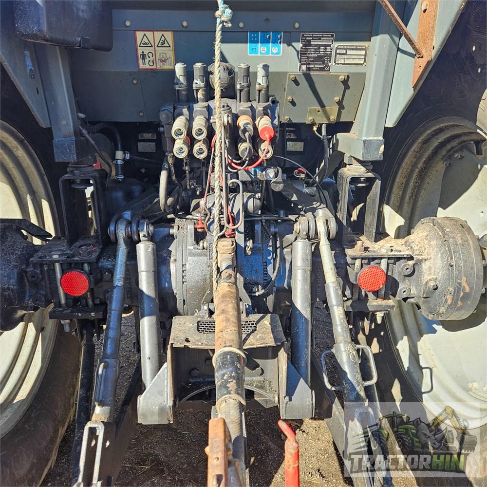 Massey Ferguson 4270 - 3,9 tonnes - Chargeur frontal Veto FX5960, année 2000 – Image 15