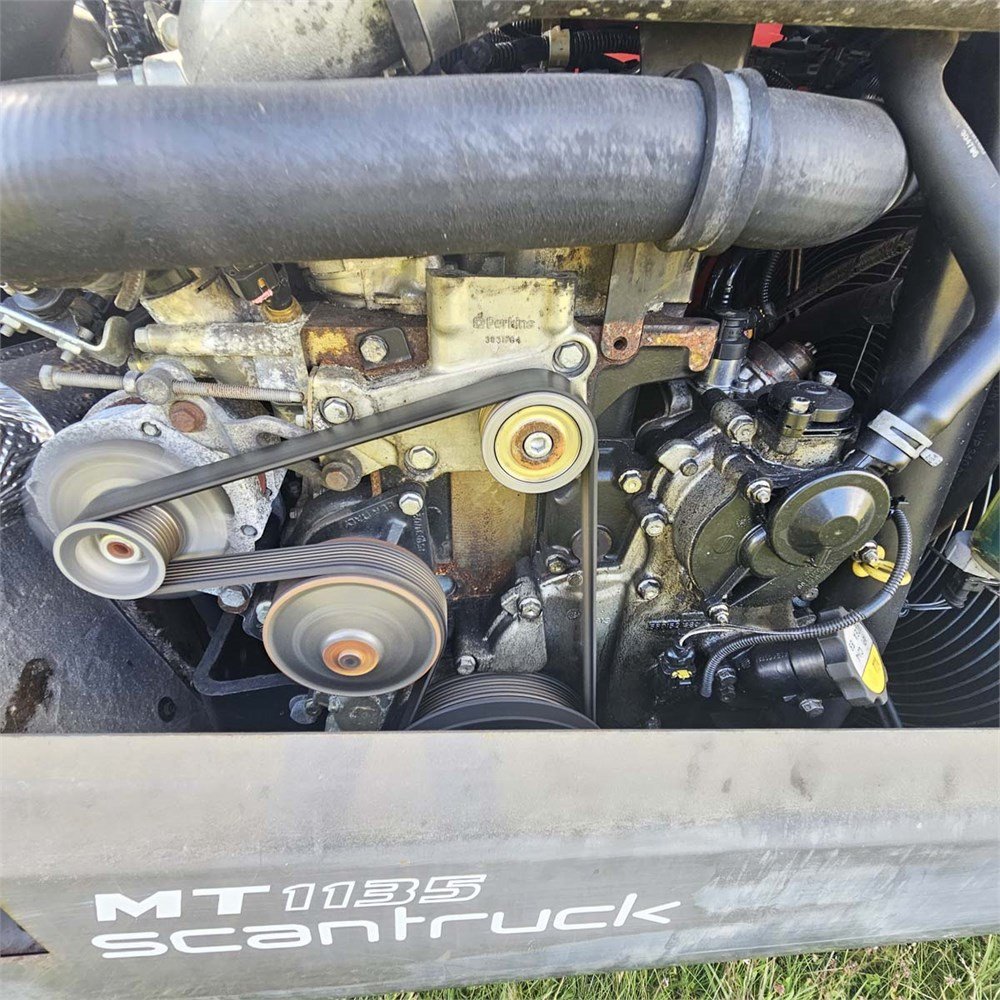 Manitou MT 1135 – 2013 – 11 m – 3 300 h – Moteur Perkins – Image 17